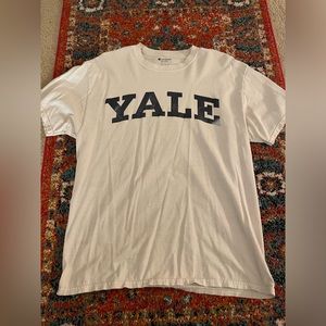Yale Champion t shirt. Size L.